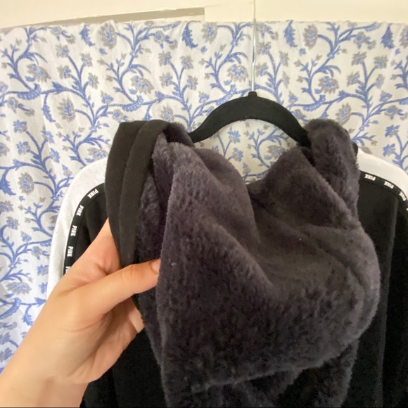 Sherpa hoodie - Picture 3 of 4